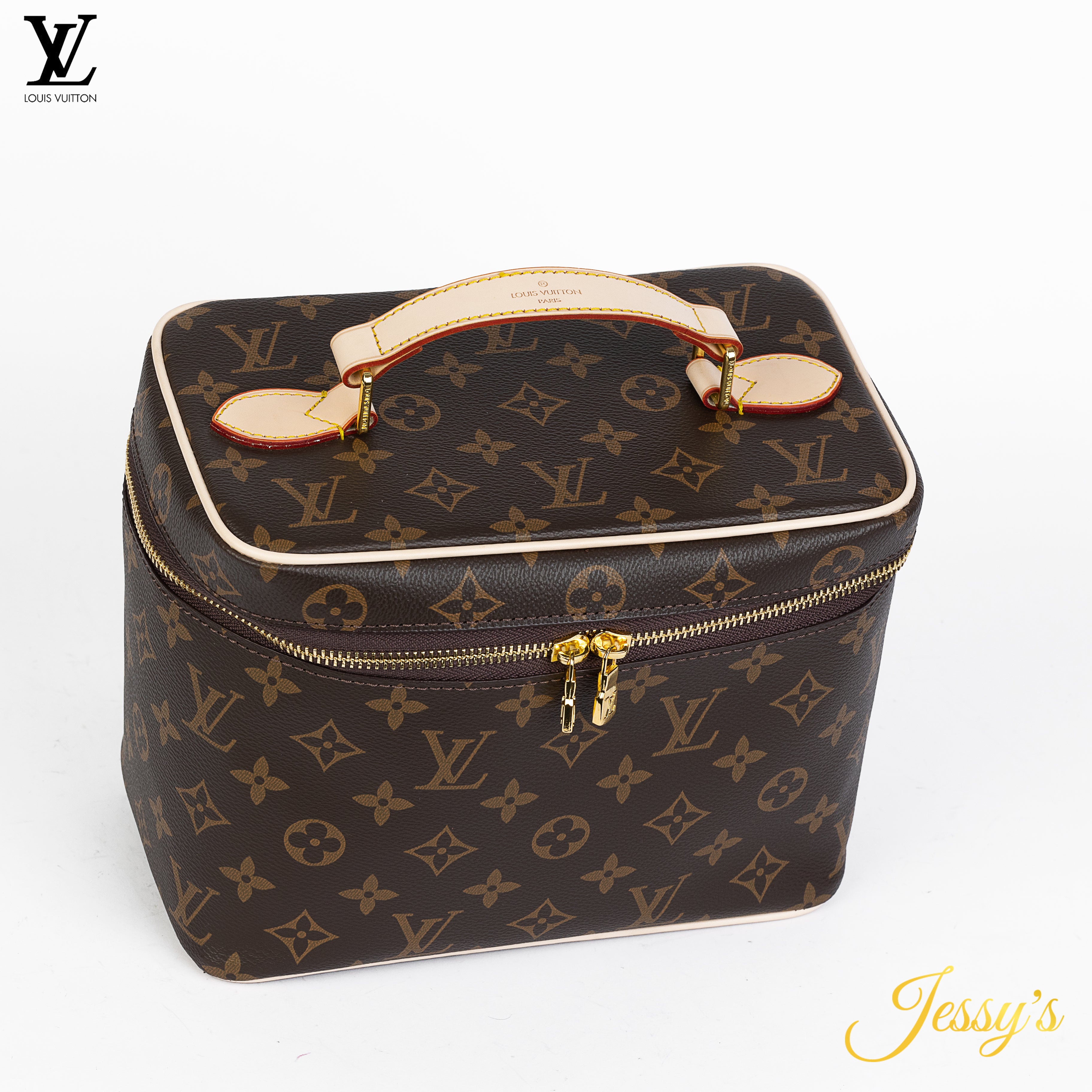 حقيبة الزينة بطبعة Monogram من LV
