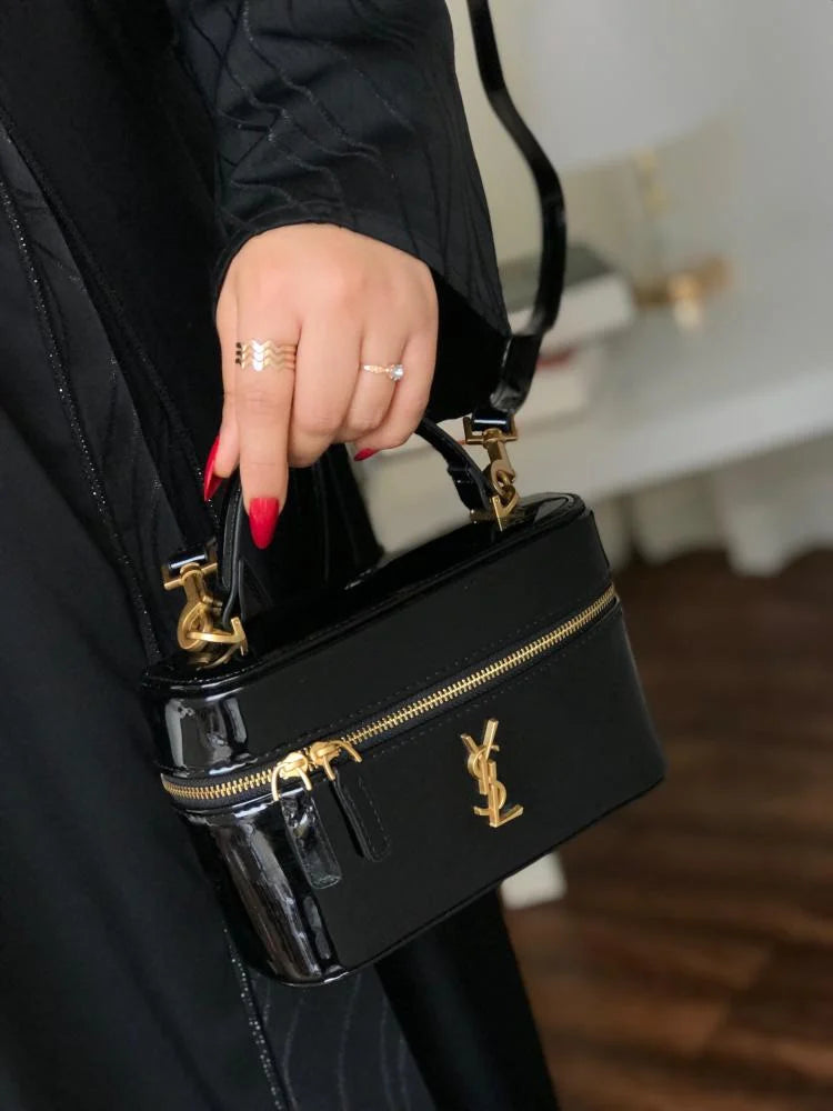 SAINT LAURENT شنطة نسائيه ماركه