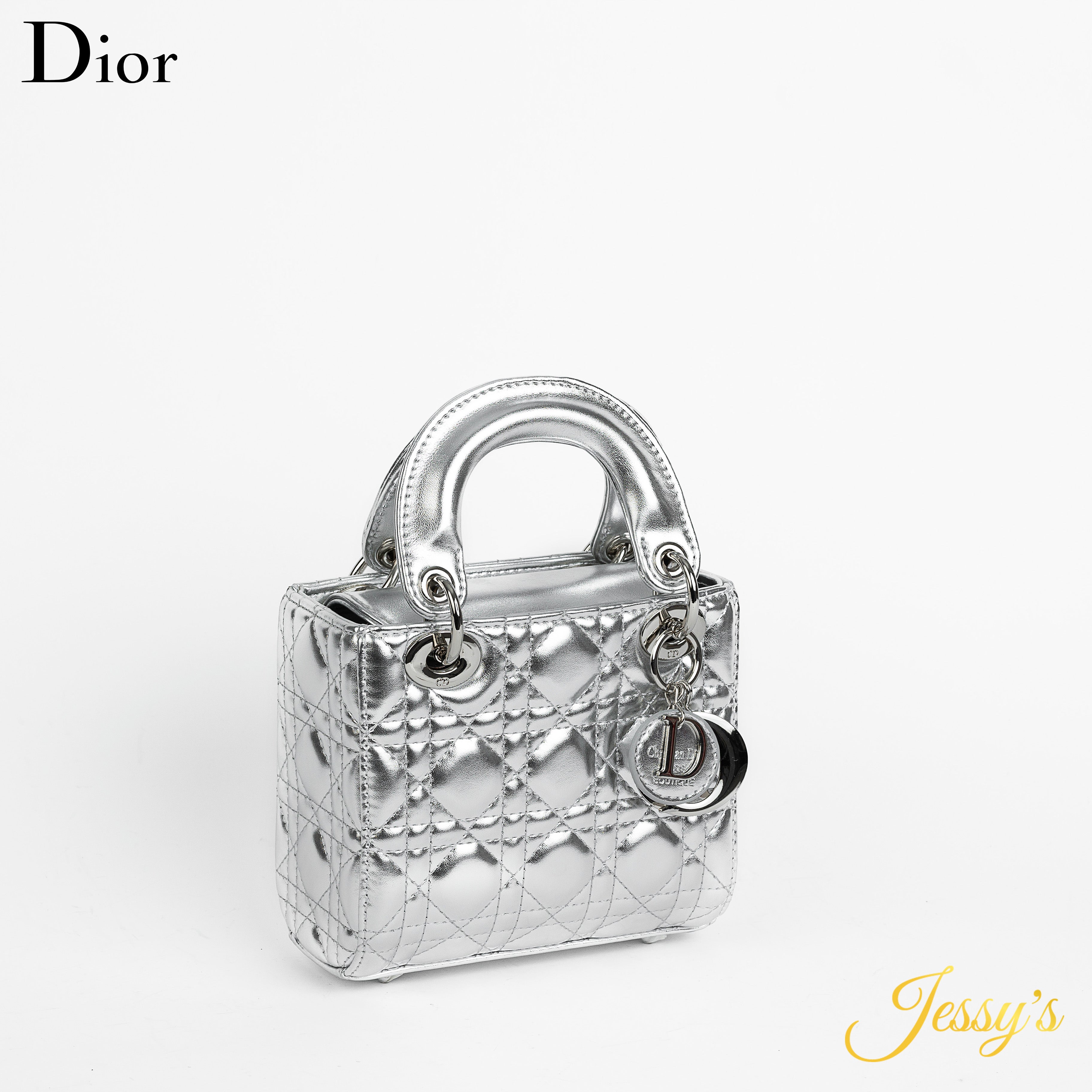 Lady Dior متوسط – فضي