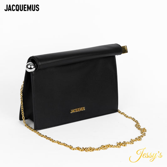 Jacquemus – Classic Black