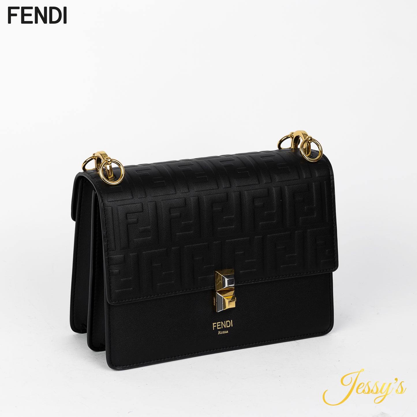 Fendi شنطة نسائيه ماركه