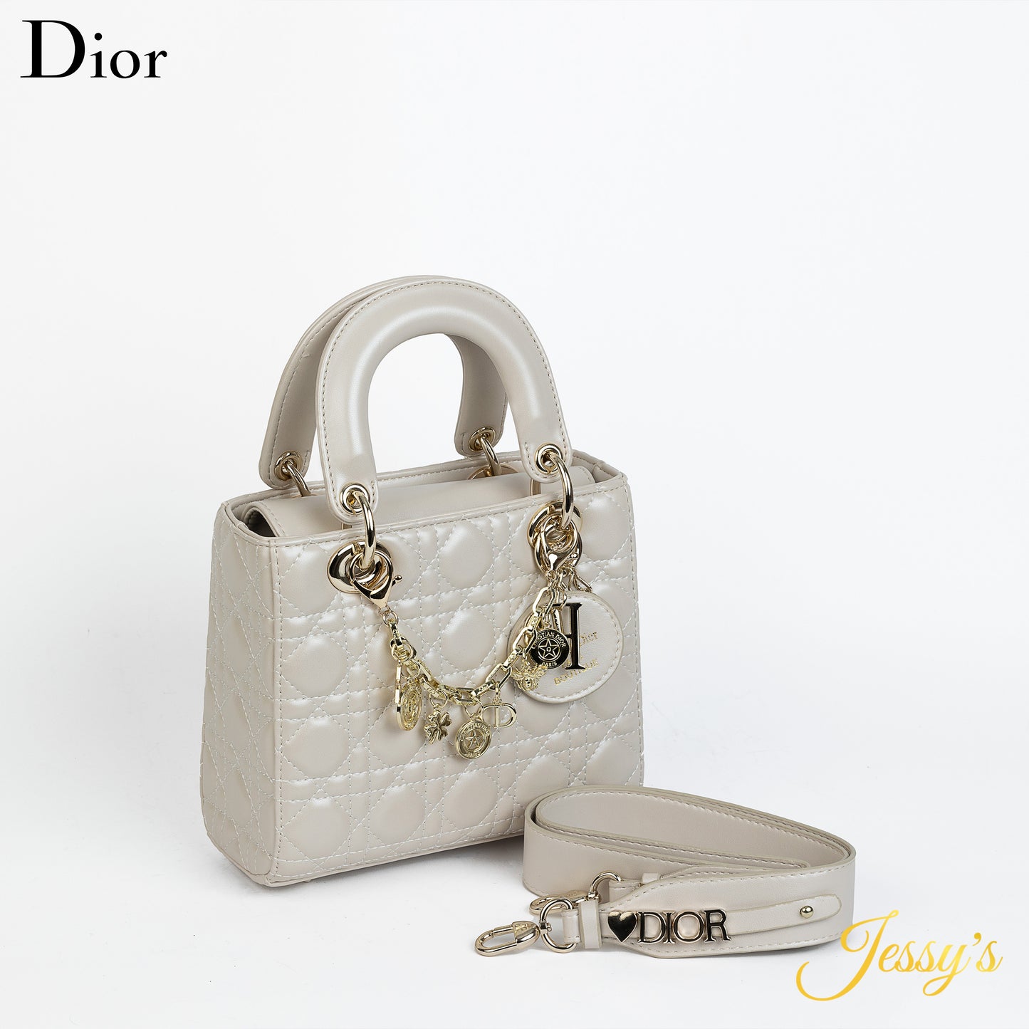 Dior شنطة نسائيه ماركه
