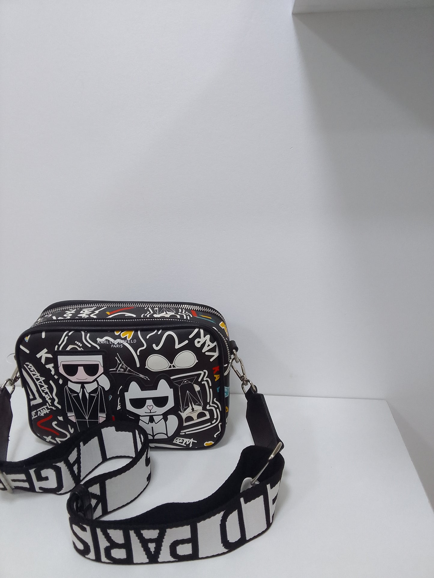 Karl Lagerfeld شنطة نسائية ماركة