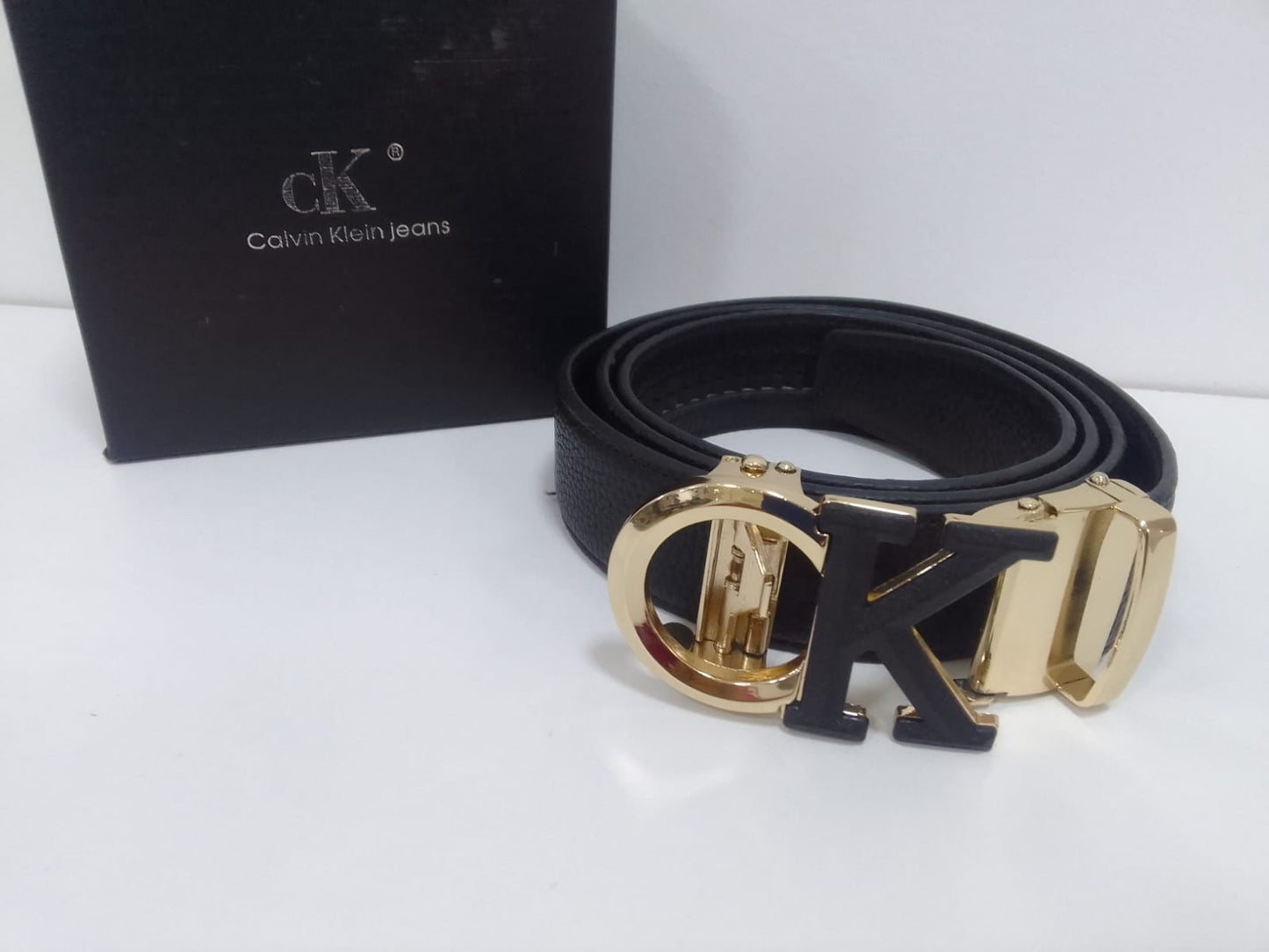 Calvin Kline حزام نسائي ماركة