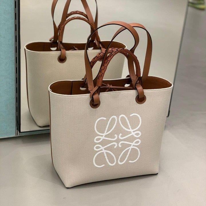 LOEWE شنطة نسائية ماركة