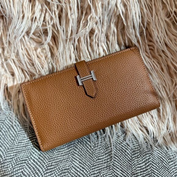 Hermès محفظة نسائيه ماركه