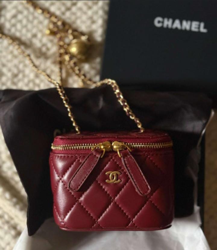 CHANEL