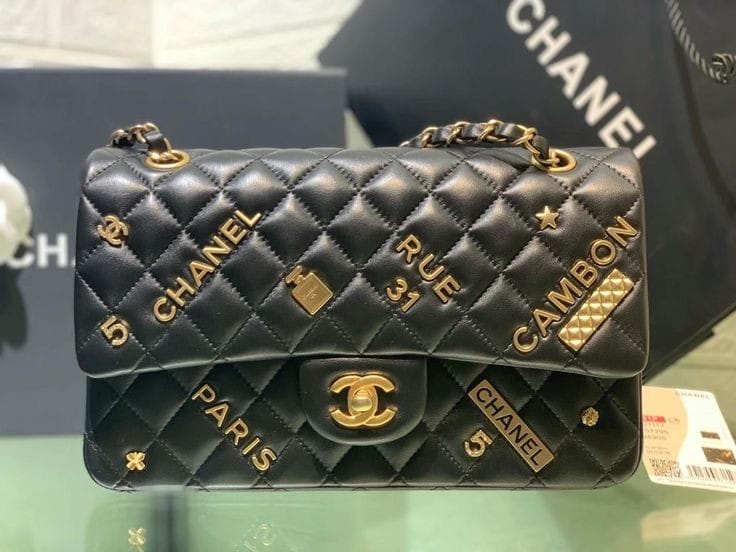 CHANELشنطة نسائية ماركة