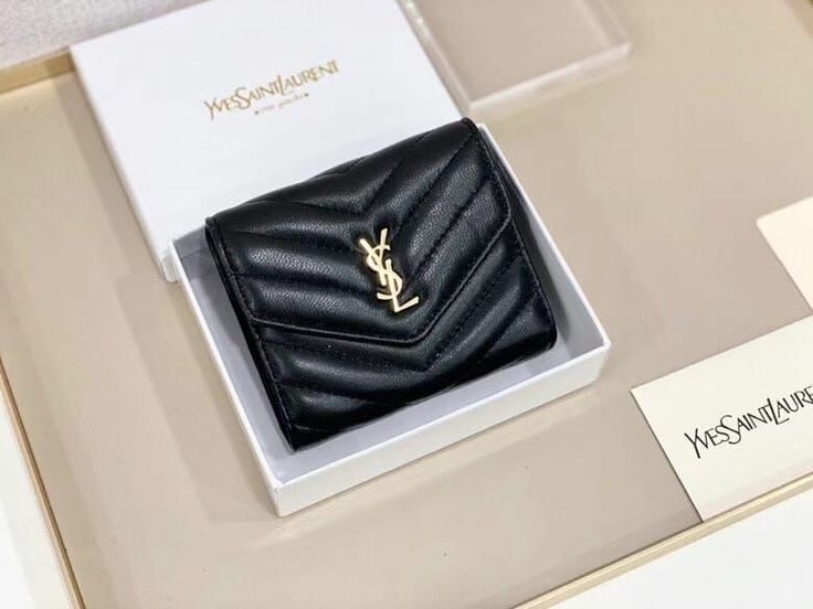 SAINT LAURENT محفظة ماركة