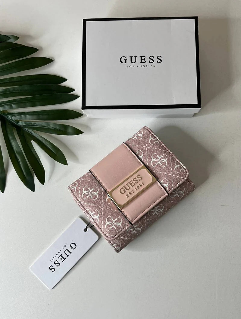 GUESS محفظة نسائية ماركة