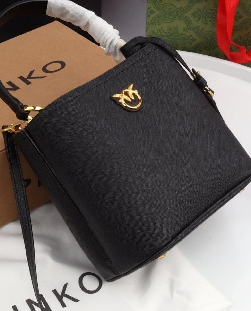 PINKO شنطة نسائية ماركة