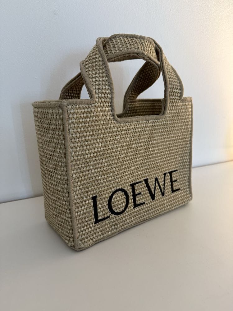 Loewe شنطه نسائية ماركة