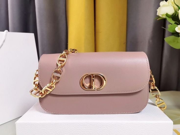 Dior 30 Montaigne Bag–Pink
