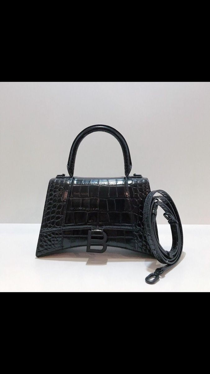 BALENCIAGAشنطة نسائية ماركة