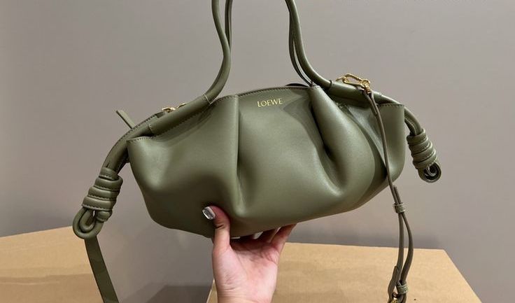LOEWE شنطة نسائية ماركة