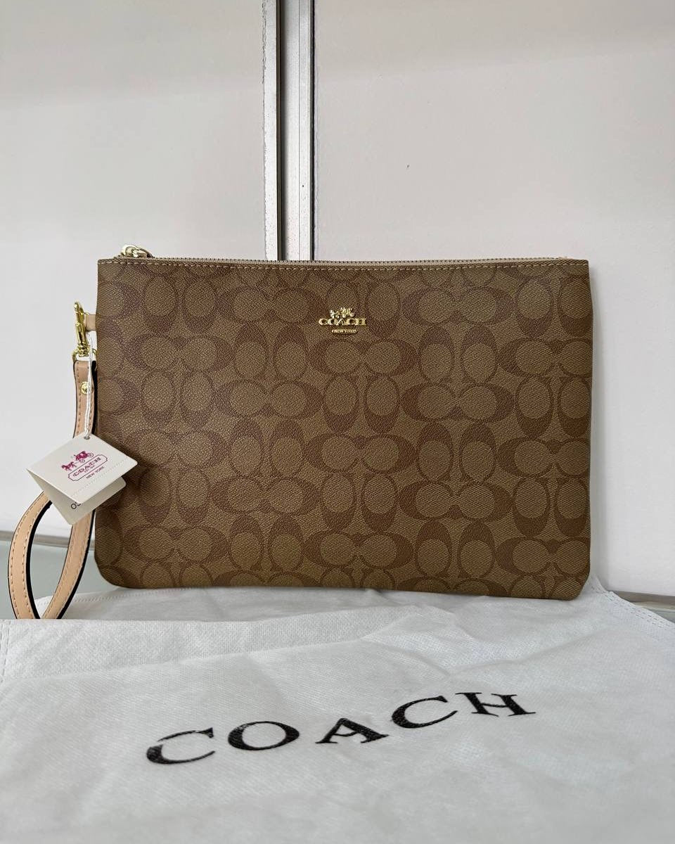 Coach شنطة نسائيه ماركه