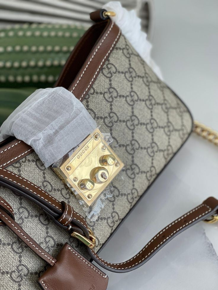 GUCCI شنطة نسائية ماركة