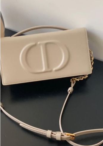 Dior شنطة نسائيه ماركه