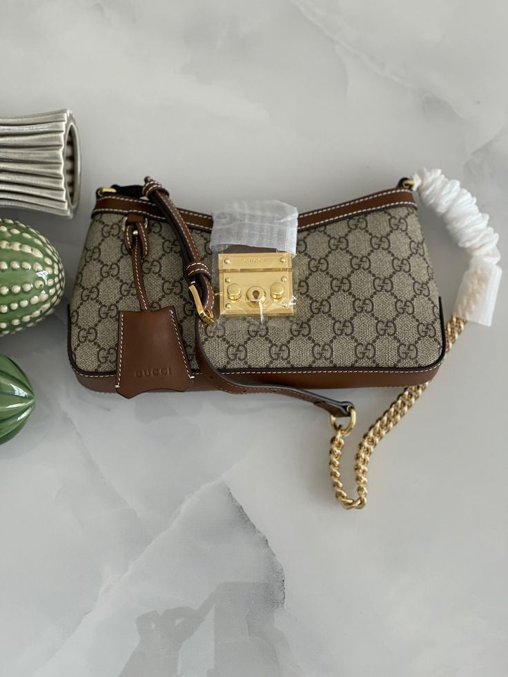 GUCCI شنطة نسائية ماركة