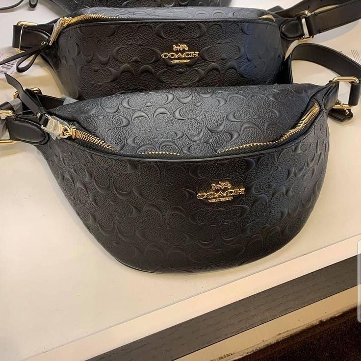COACH شنطة نسائية ماركة