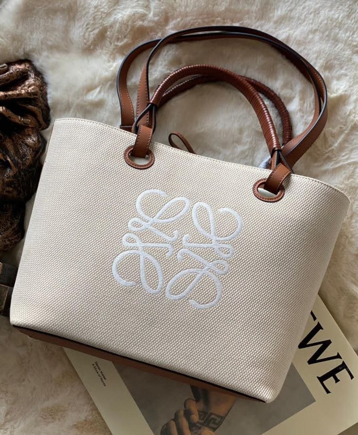 LOEWE شنطة نسائية ماركة