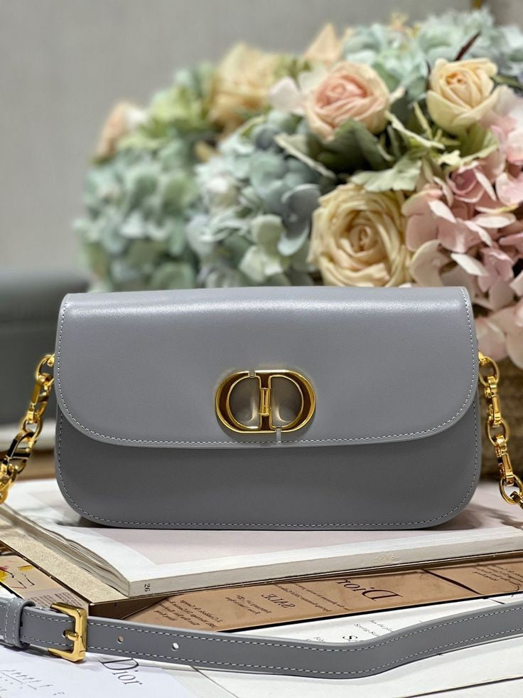 Dior شنطة نسائيه ماركه