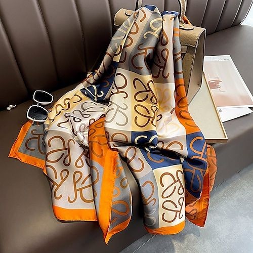 Loewe شال نسائي ماركه