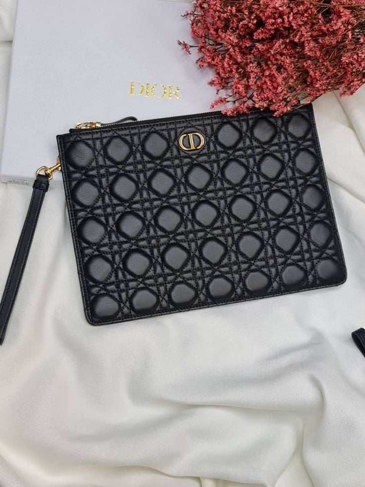 Dior شنطة نسائيه ماركه