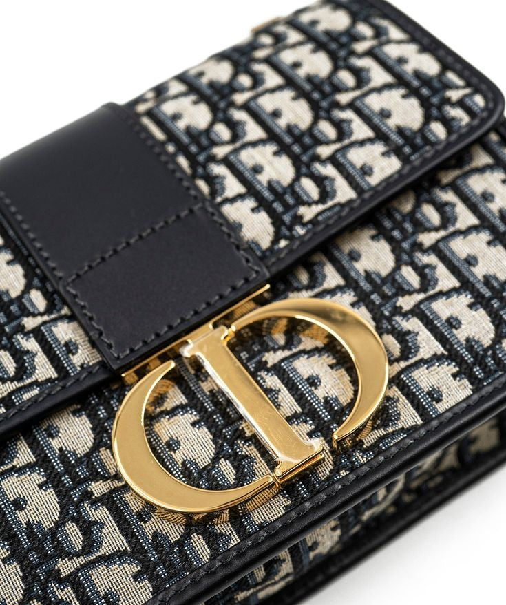 Dior شنطة نسائيه ماركه