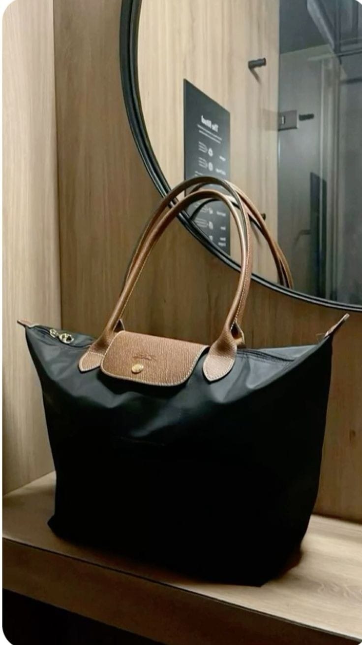 Long Champ شنطة نسائية ماركة