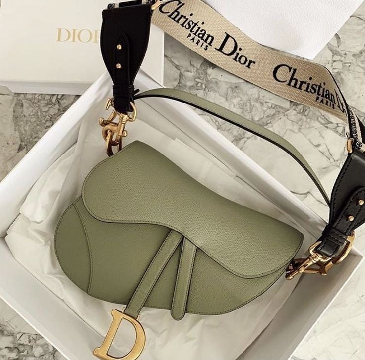 Dior شنطة نسائيه ماركه