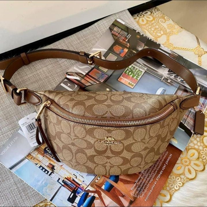 COACH شنطة نسائية ماركة