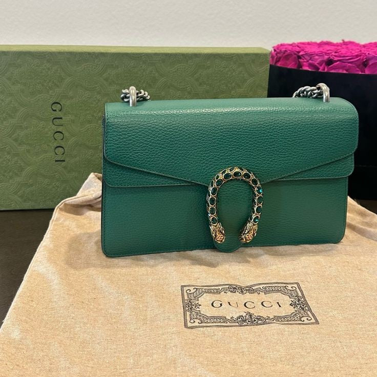 Gucci شنطة نسائيه ماركه