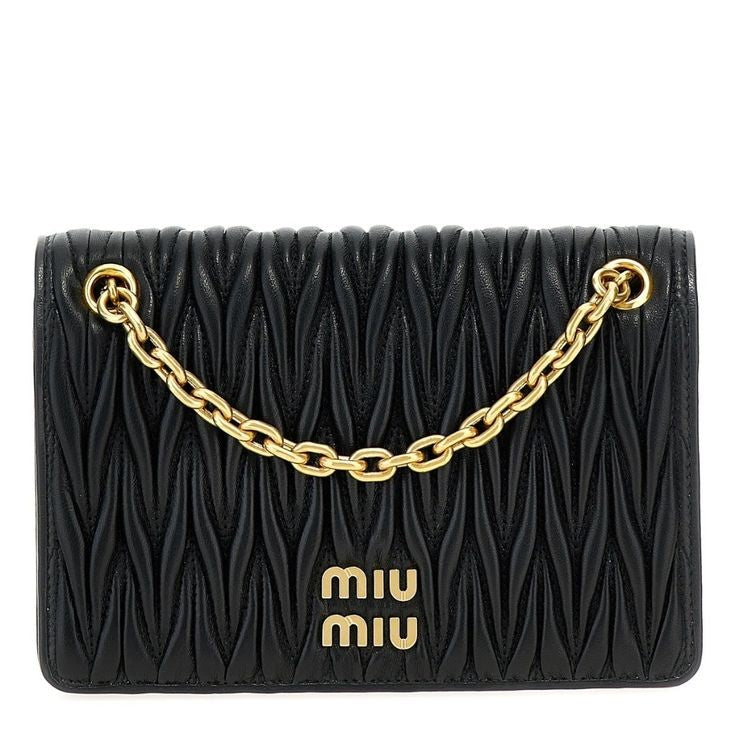 سلسلة Miu Miu سوداء