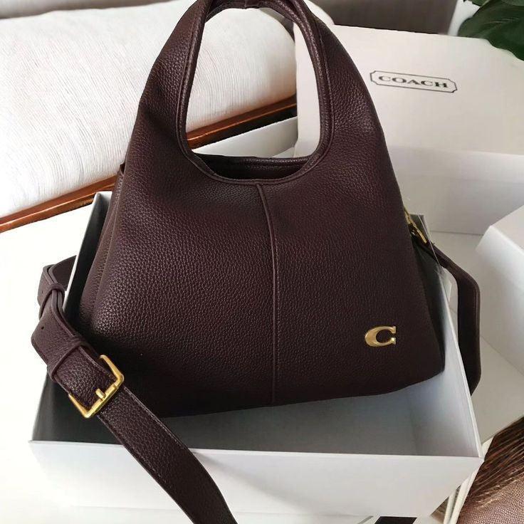 COACH شنطة نسائية ماركة