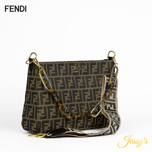 FENDI شنطة نسائية ماركة