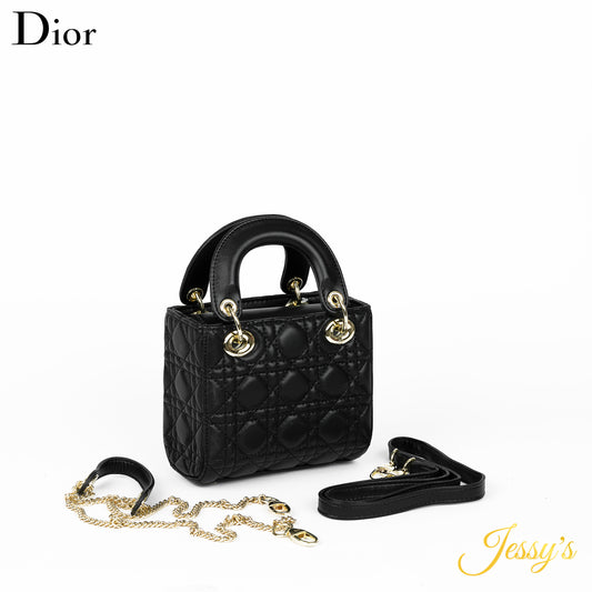 Dior شنطة نسائيه ماركه