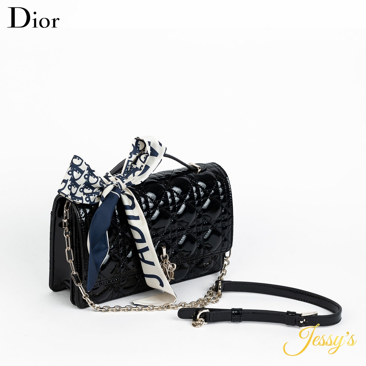 Dior شنطة نسائيه ماركه