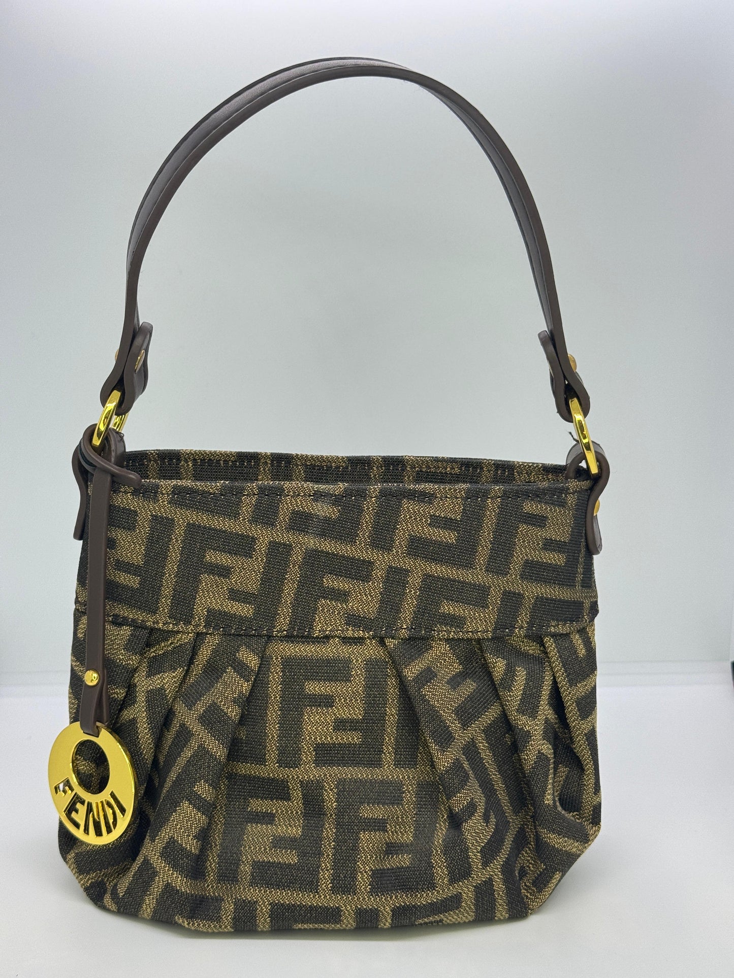 FENDI شنطة نسائية ماركة