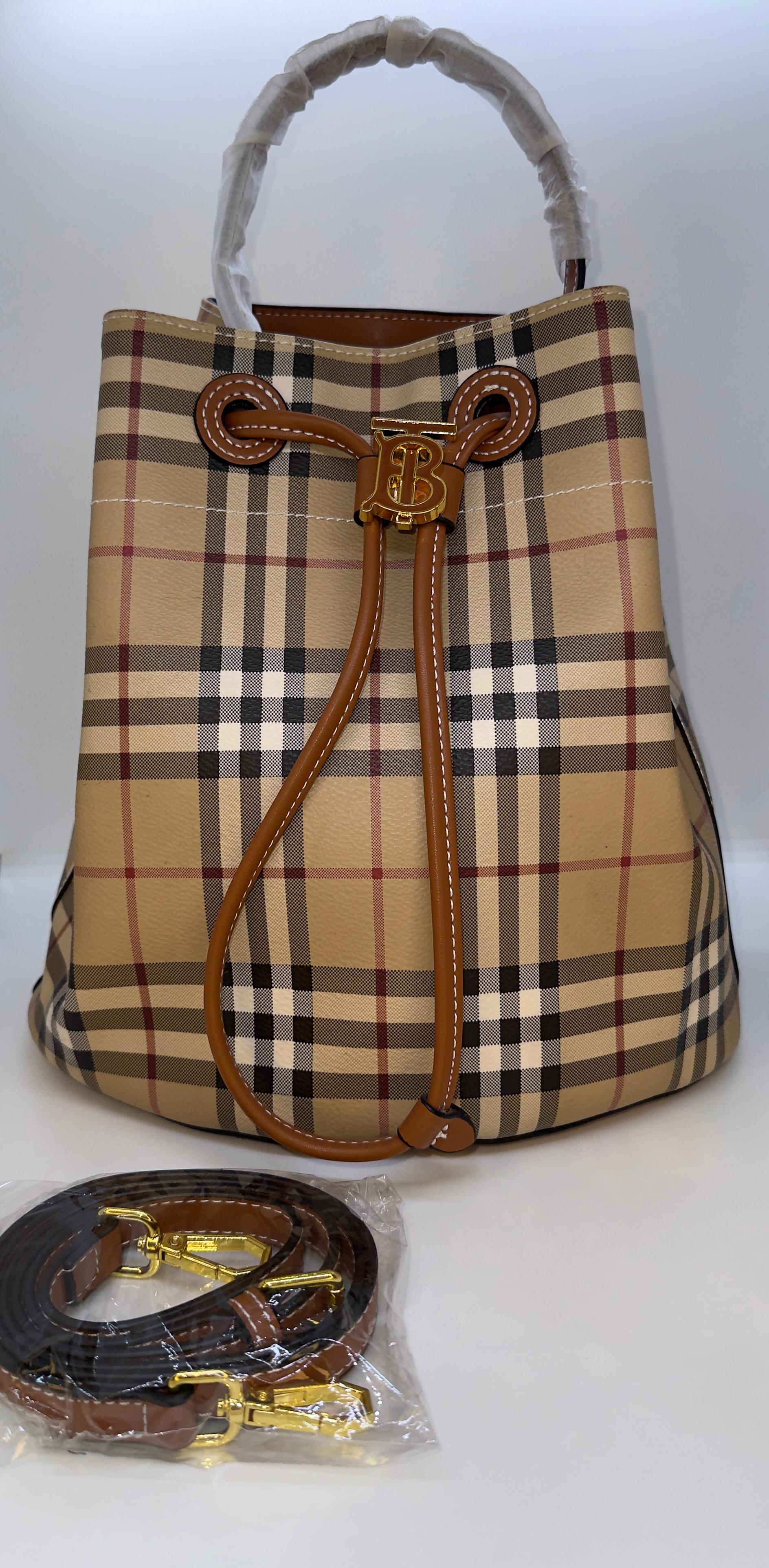 Burberry Check Bucket