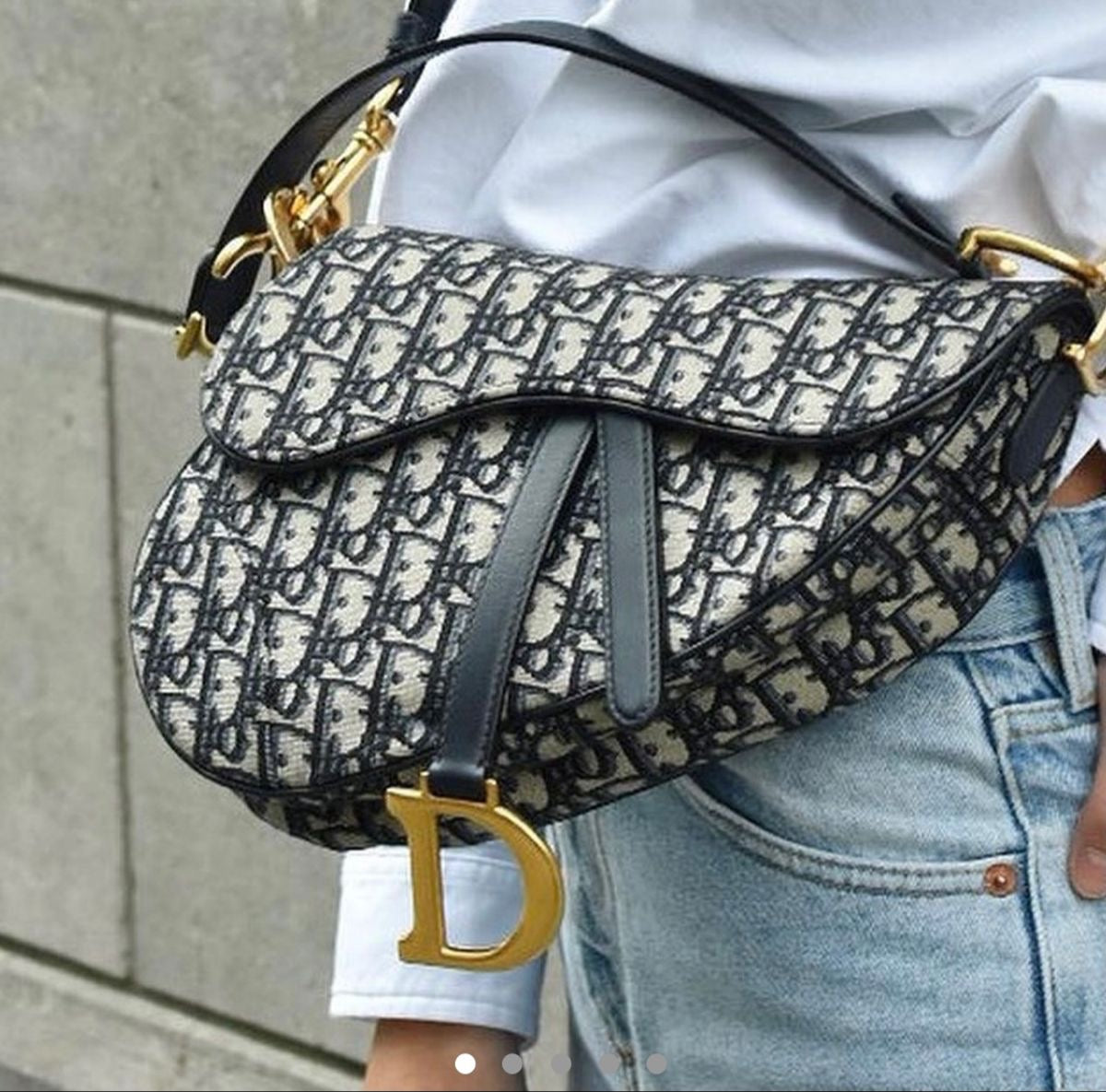 Dior شنطة نسائيه ماركه