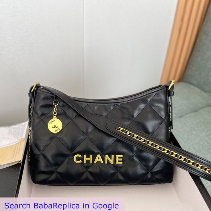 CHANELشنطة نسائية ماركة