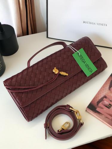 Bottega Veneta شنطه نسائيه ماركه