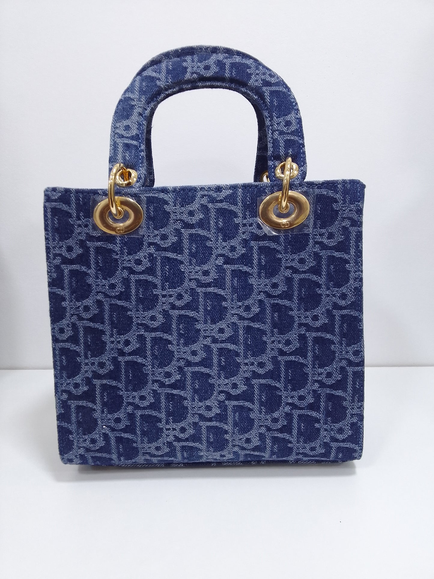 Dior شنطة نسائيه ماركه