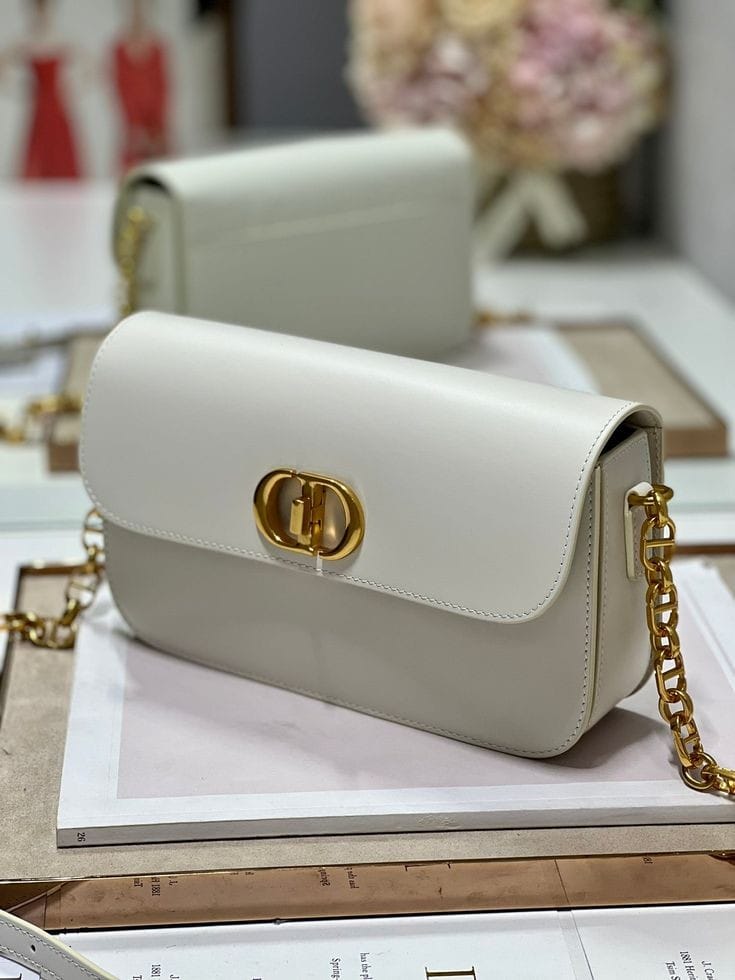 Dior شنطة نسائيه ماركه