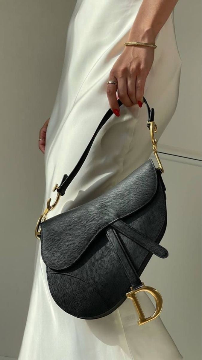 Dior شنطة نسائيه ماركه