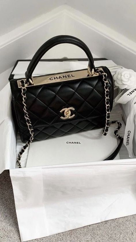 CHANELشنطة نسائية ماركة