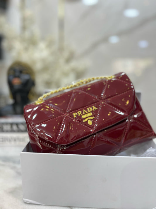 PRADA شنطة نسائية ماركة