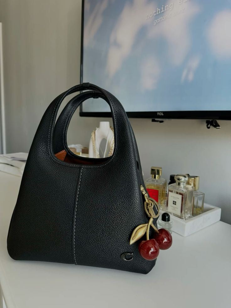 COACH شنطة نسائية ماركة