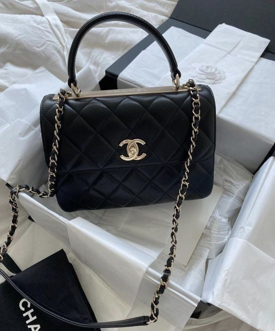 CHANELشنطة نسائية ماركة